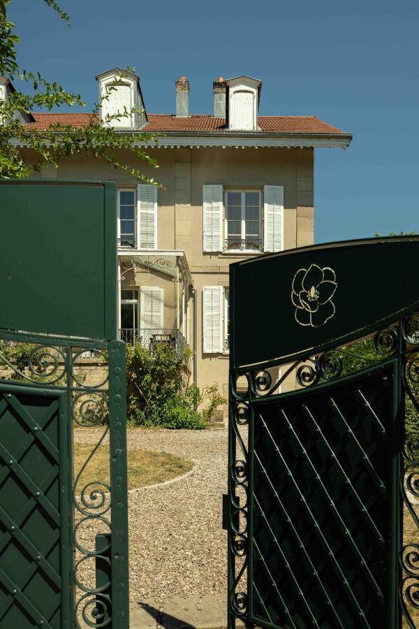 Bed and Breakfast Le Parc Du Magnolia Montbéliard Exteriér fotografie